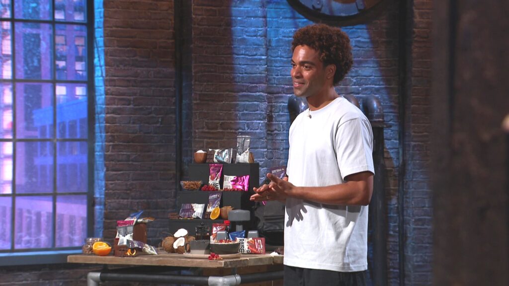 Chester Robinson, Raise Snacks, pitches his nutty seedy snacks in the Dragons' Den