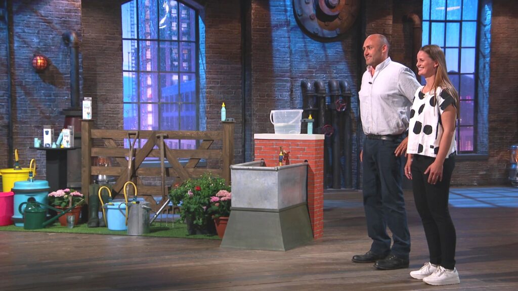 Jason and Belle Robinson demonstrate their water-saving device Sealstop in the Den. 